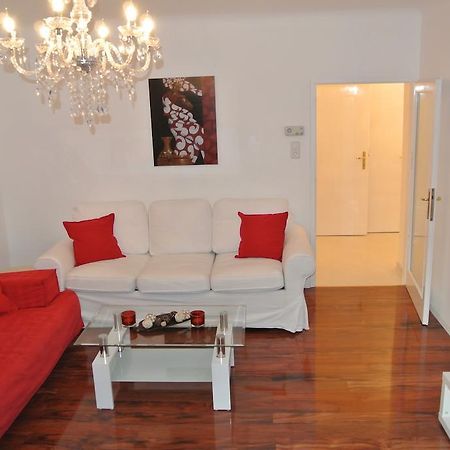 Apartment Paradies - U1 Station Altes Landgut Wiedeń Pokój zdjęcie