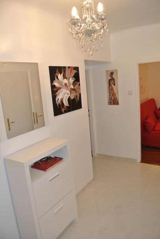 Apartment Paradies - U1 Station Altes Landgut Wiedeń Pokój zdjęcie
