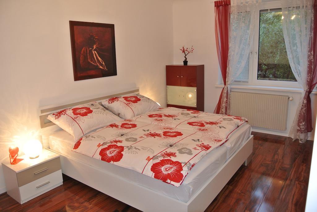 Apartment Paradies - U1 Station Altes Landgut Wiedeń Pokój zdjęcie