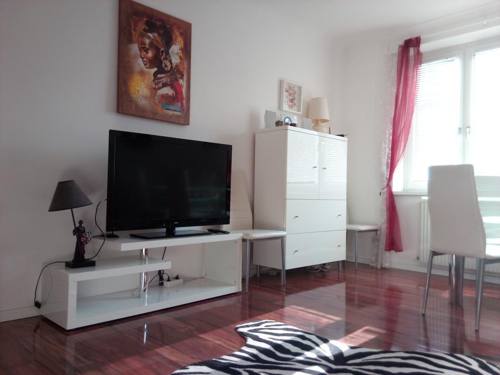 Apartment Paradies - U1 Station Altes Landgut Wiedeń Zewnętrze zdjęcie